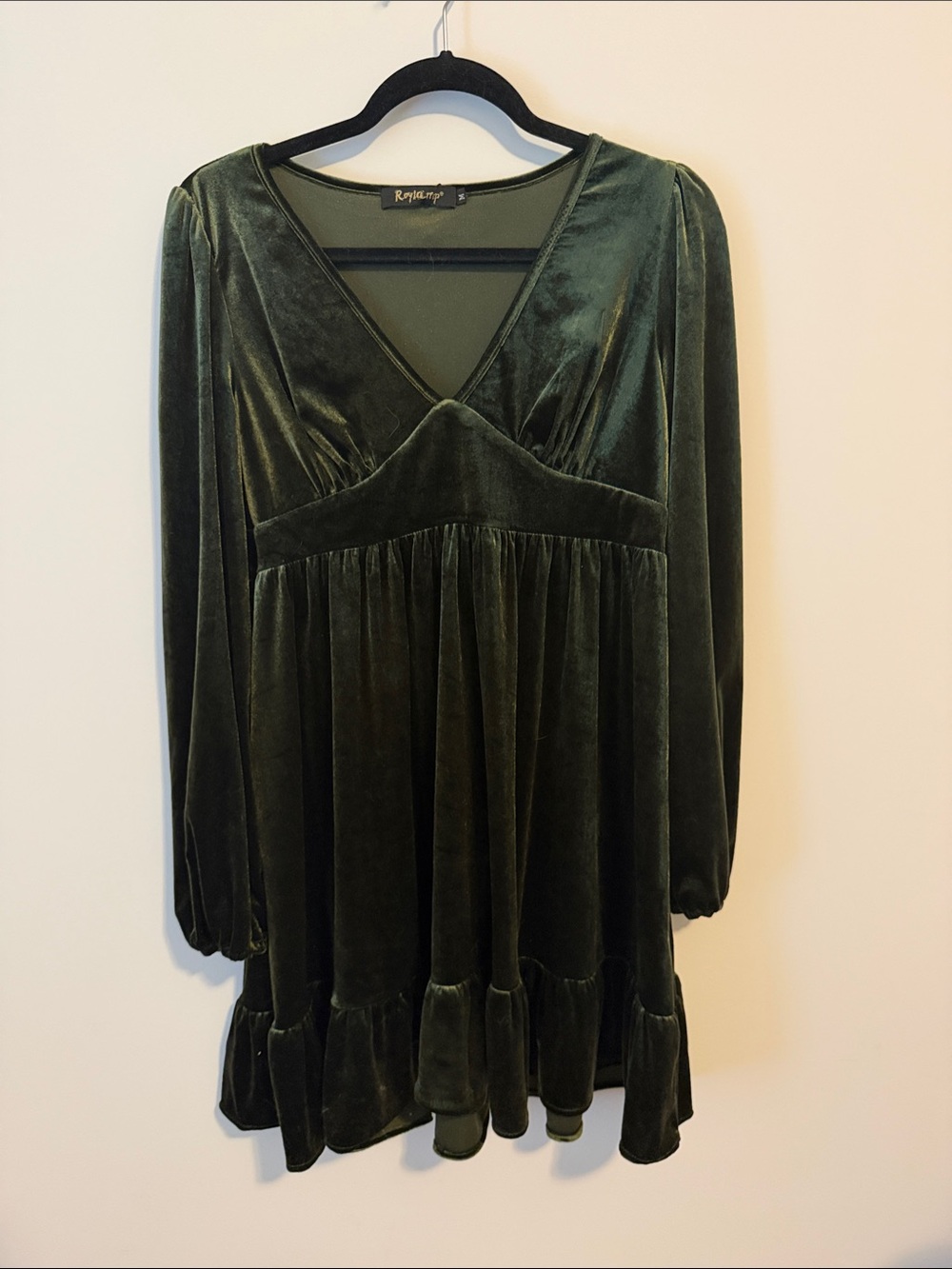 Roylamp Deep Green Velvet V-Neck Long Sleeve Dress